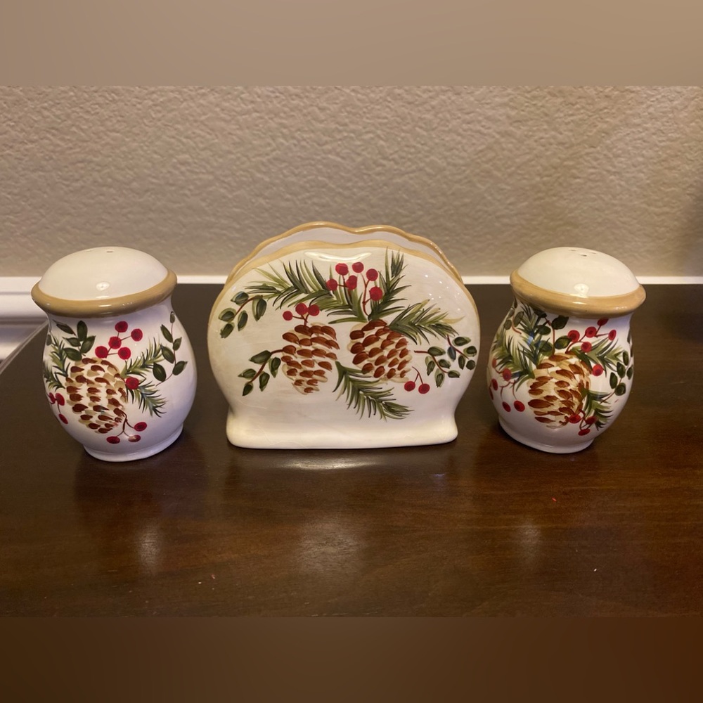 Christmas Salt and Pepper Shakers/ Napkin Holder
